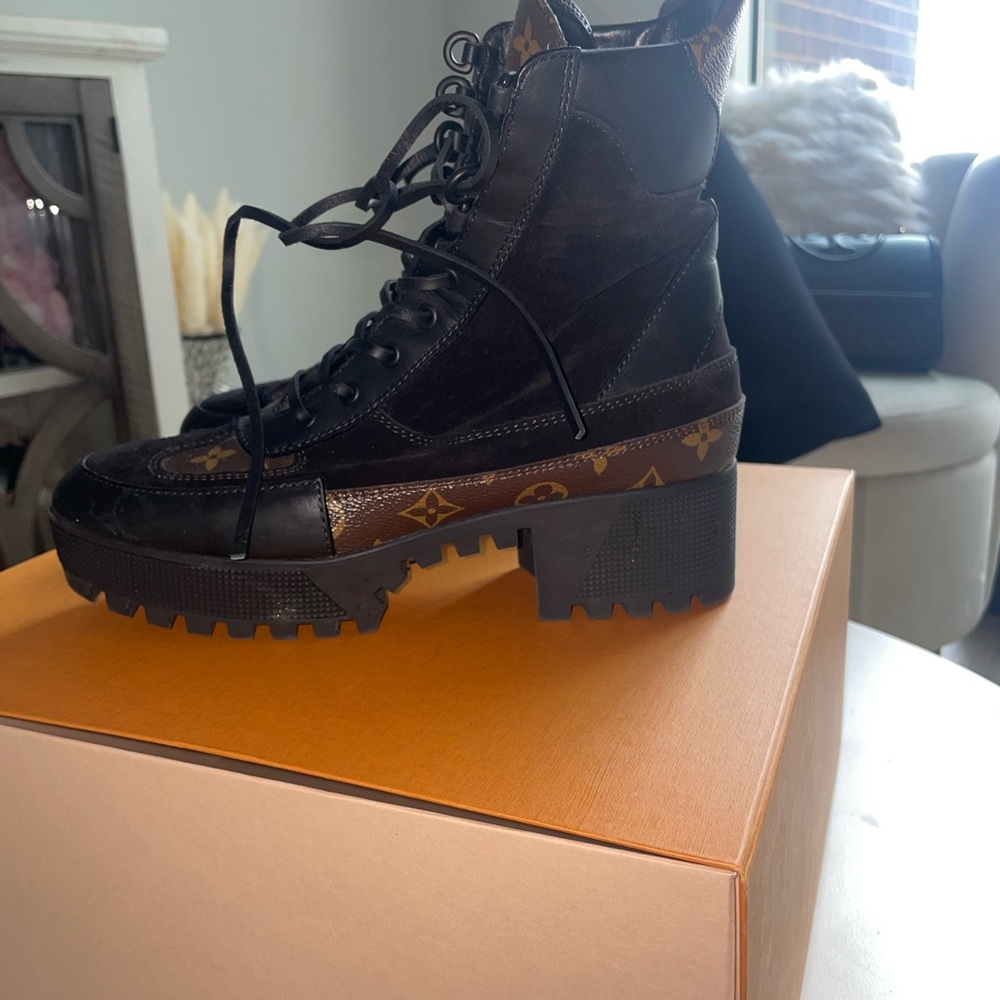 Louis Vuitton Black Lace Up Boots Size 41/US 11